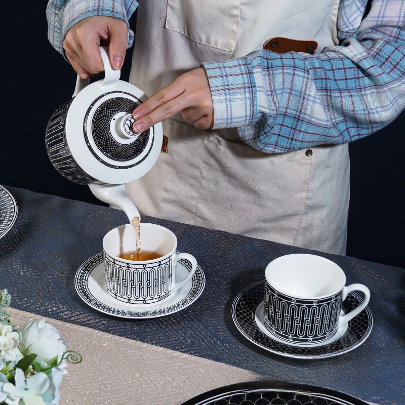 Coffee Tea Box - シンプルなヨーロピアンスタイルのティーセット、セラミックコーヒーカップ、ライトラグジュアリーな英国風アフタヌーンコーヒーカップとソーサーのセット、ギフトボックス入り