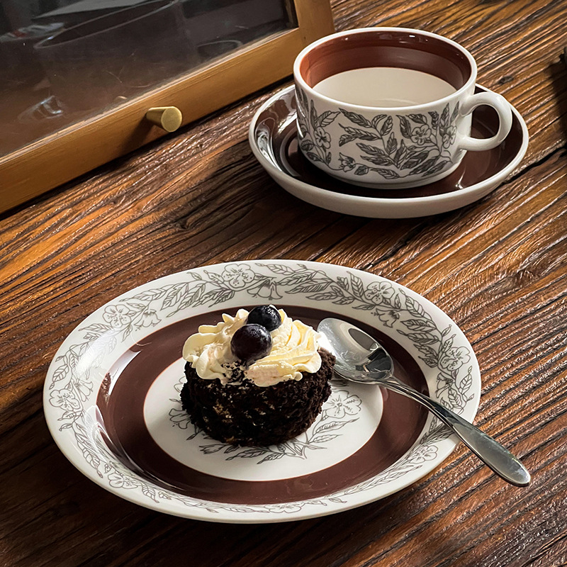 ヴィンテージフィンランドラテコーヒーカップとケーキデザート皿 - Coffee Tea Latte のレビューと価格